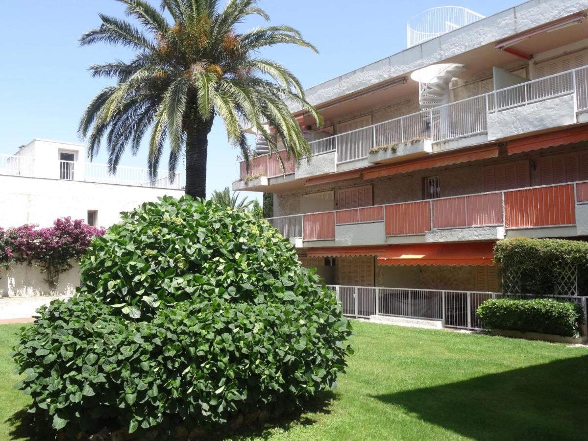 Apartment Les Patios-7 By Interhome Saint-Tropez Kültér fotó