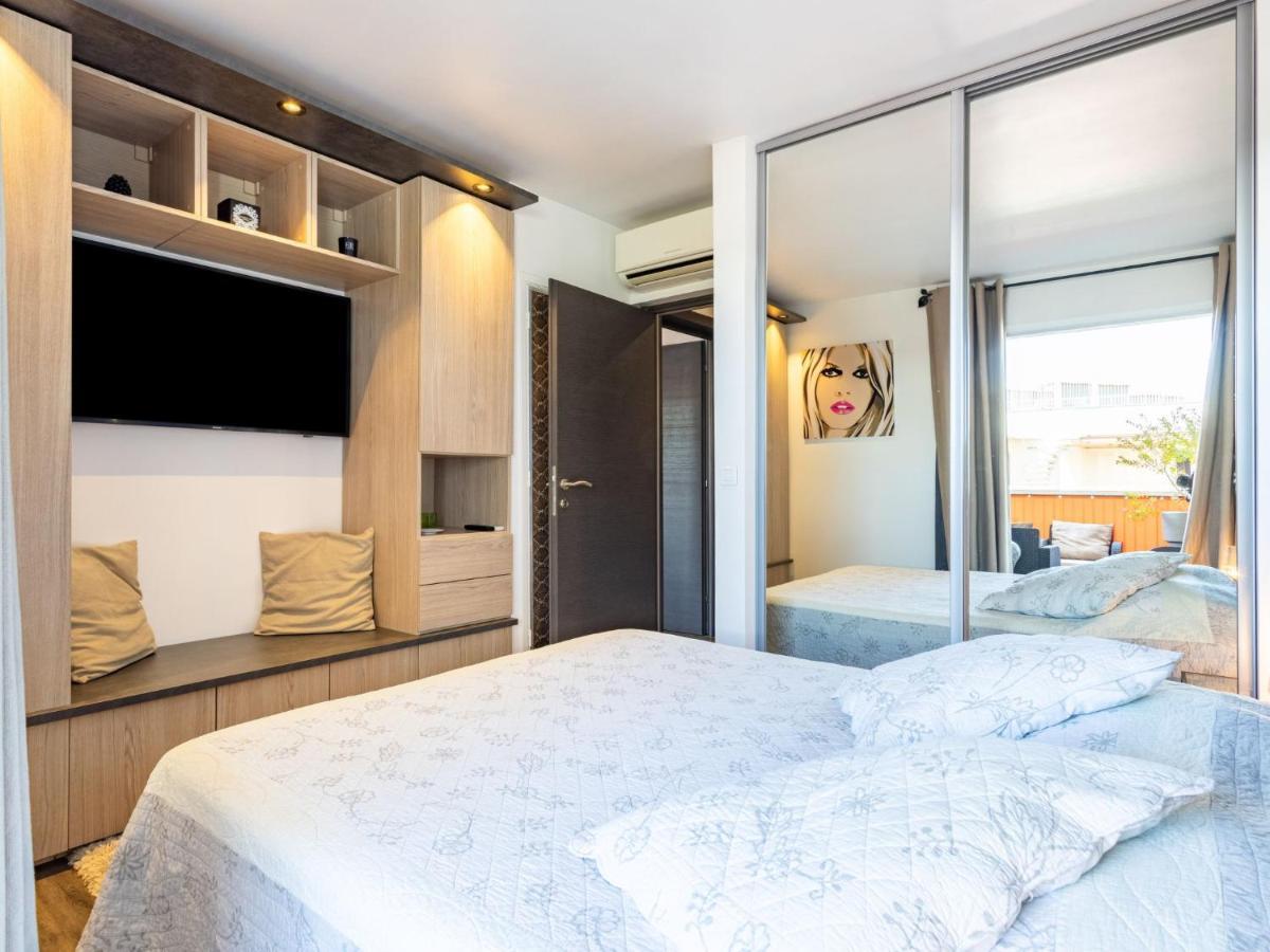 Apartment Les Patios-7 By Interhome Saint-Tropez Kültér fotó